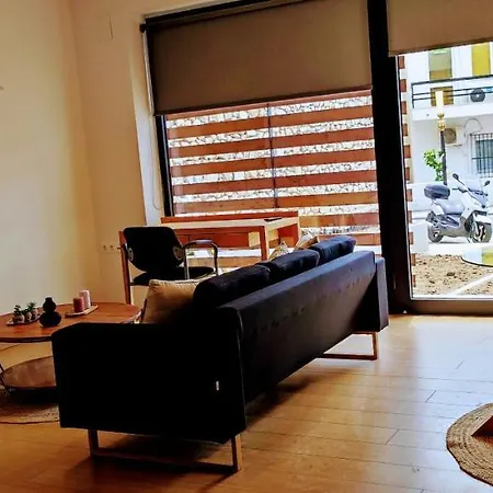 Comfortable * Kavala