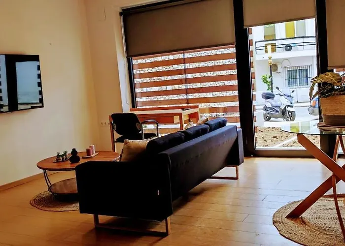 Comfortable * Kavala